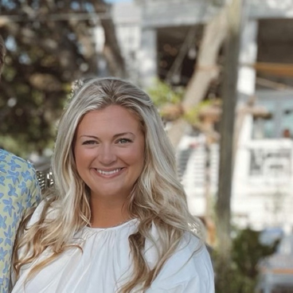 Meet your Posher, Lauren